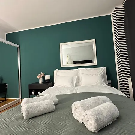 Titanium Apartman *